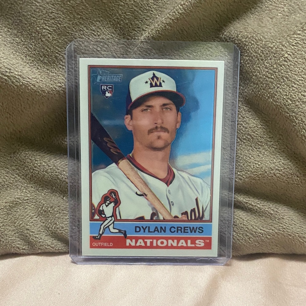 2025 Topps Heritage Baseball Dylan Crews Rookie Chrome!!